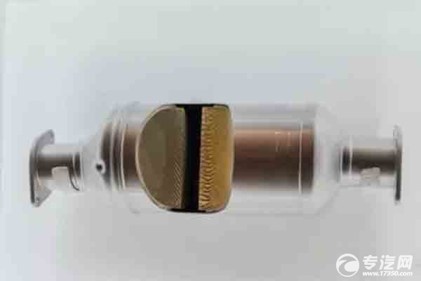 國六專用車上是不是都裝有顆粒捕捉器？